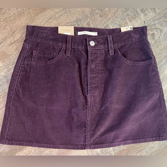Levi's Corduroy Icon Skirt-Size 28 - Picture 1 of 9